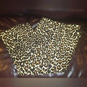 NEVER WORN! Women's leopard print sz 6 wool/silk pants